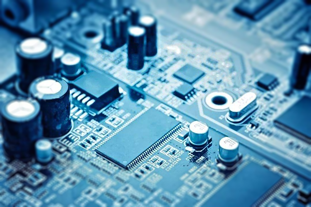 供應(yīng)美光 NAND 存儲(chǔ)器 IC、萊迪思硬件管理控制器、英特爾 FPGA IC